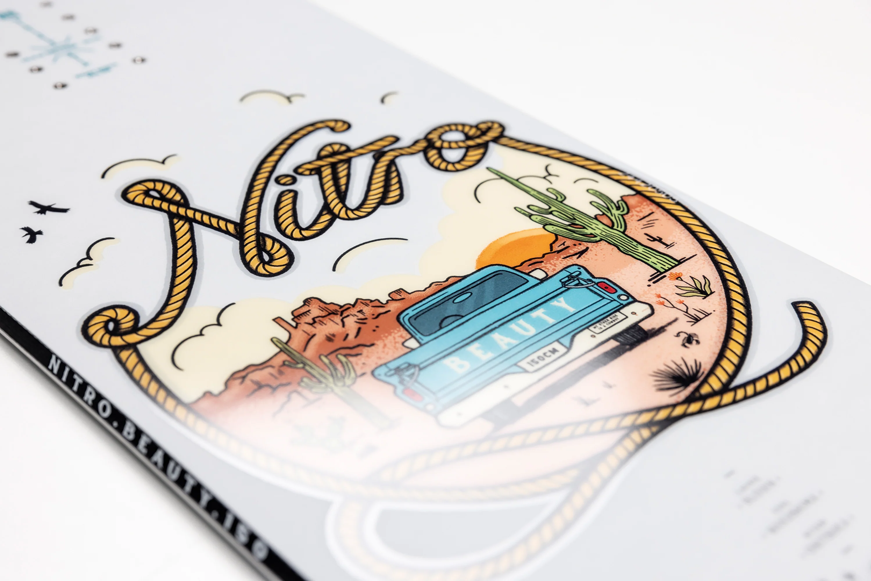 Nitro Beauty Women's Snowboard - Image 4