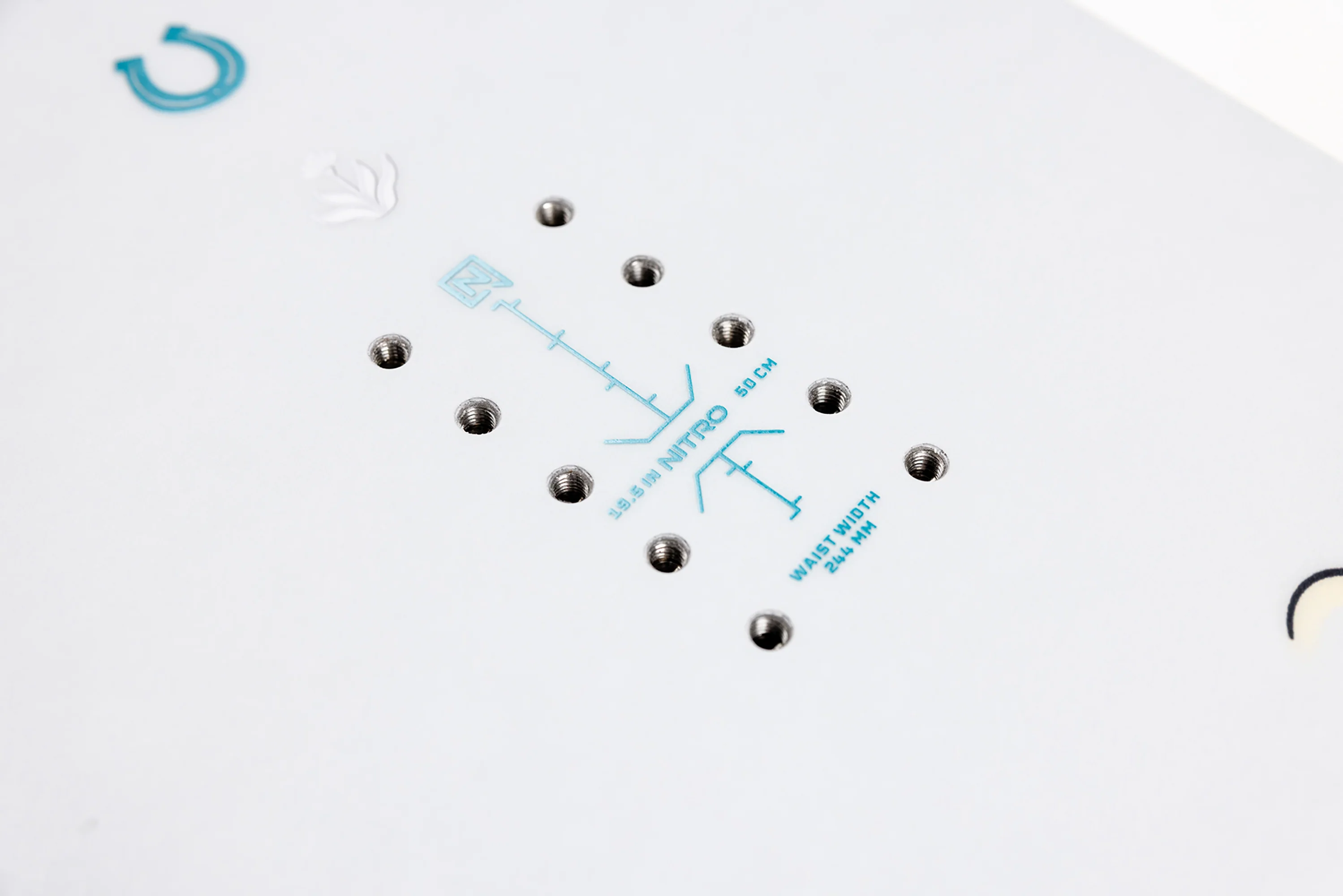 Nitro Beauty Women's Snowboard - Image 7