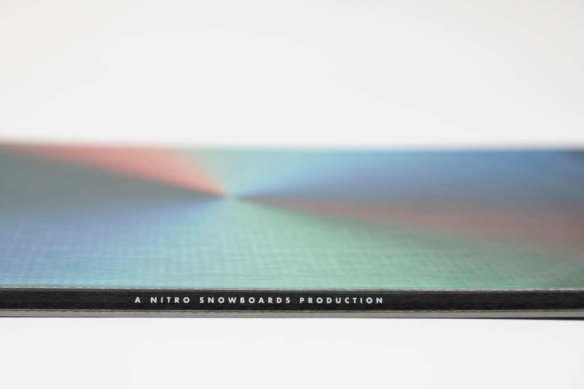 Nitro Cinema Snowboard - Image 5