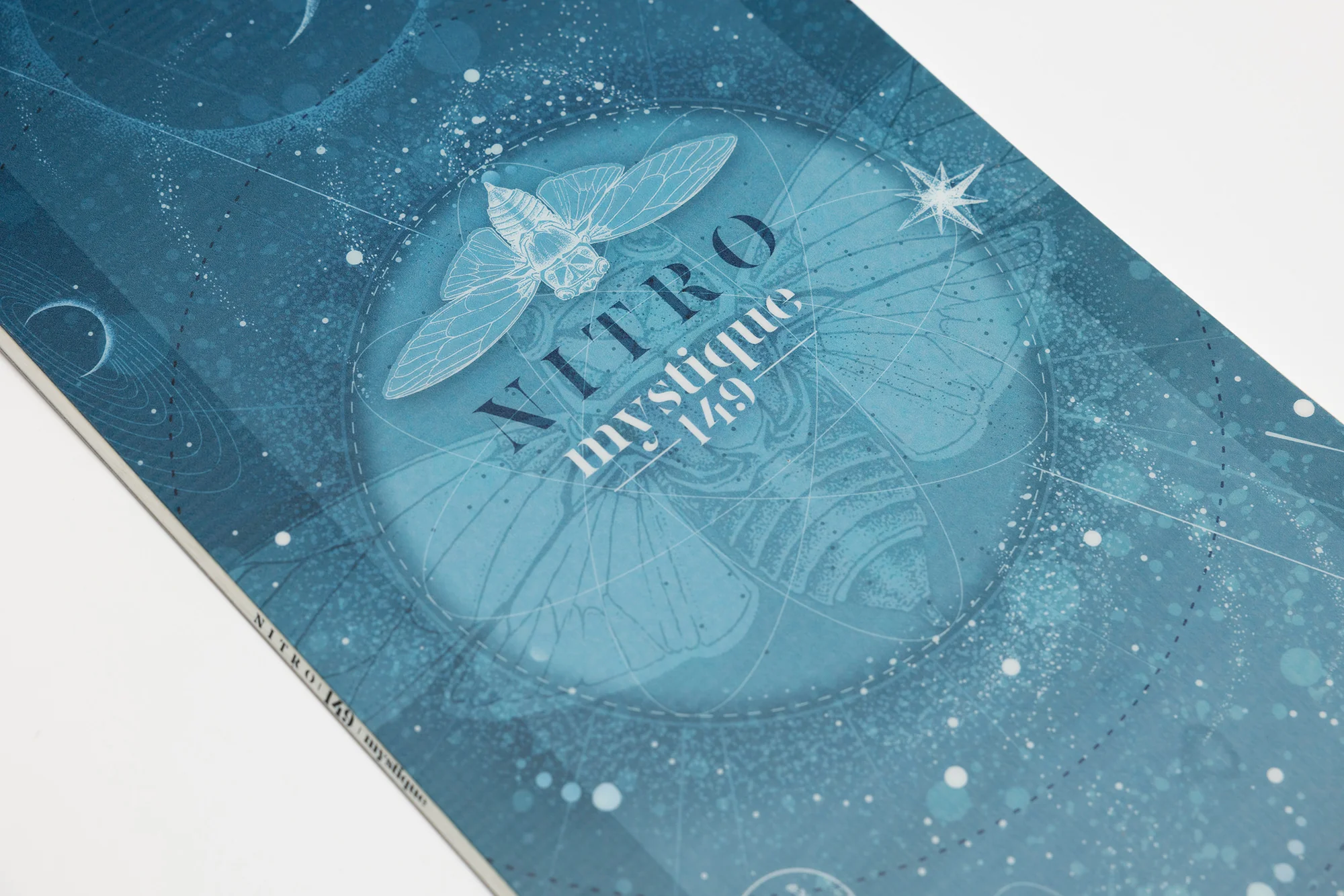 Nitro Mystique Women's Snowboard - Image 5