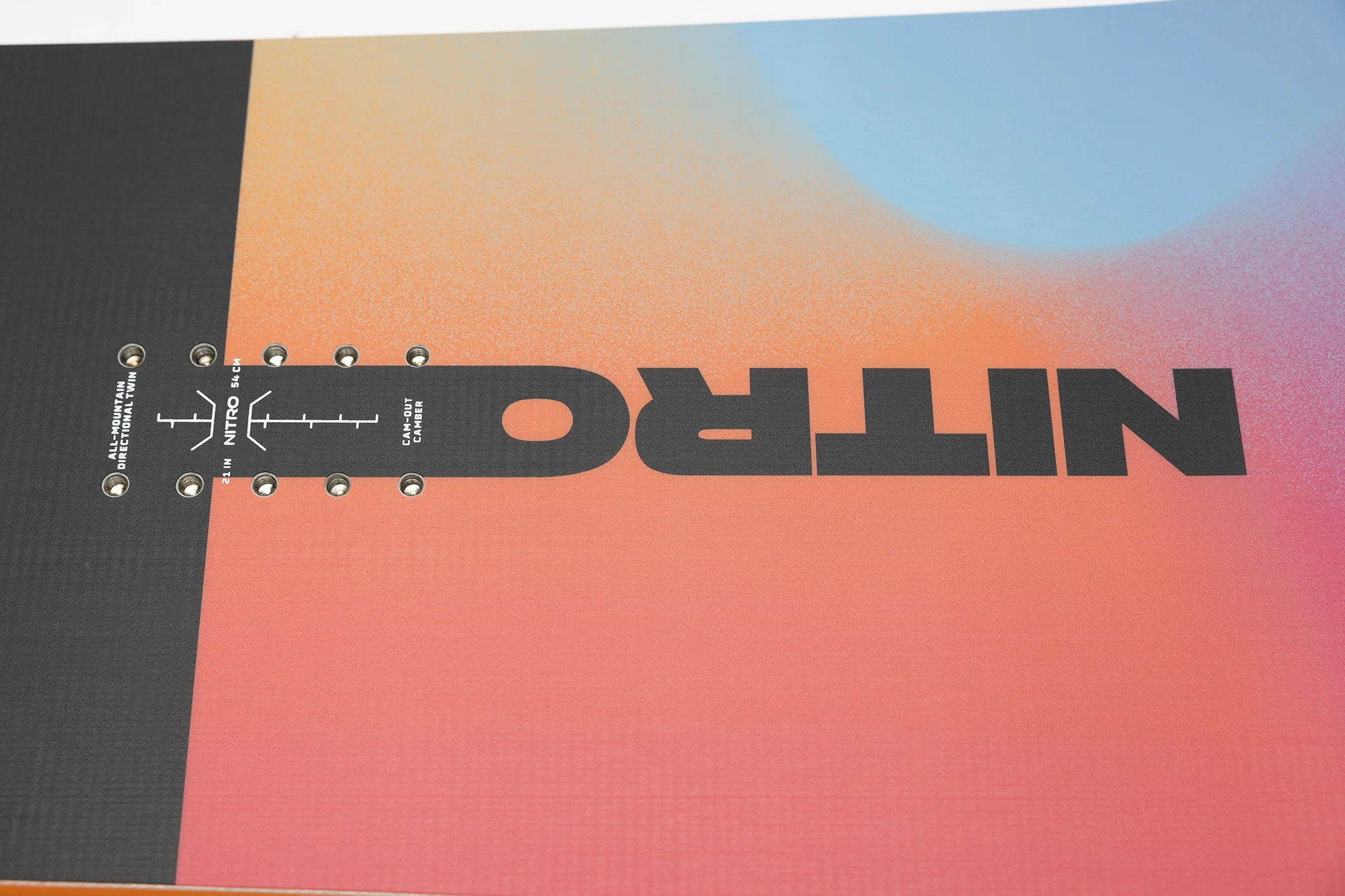 Nitro Prime Chroma Cam-Out Snowboard - Image 8