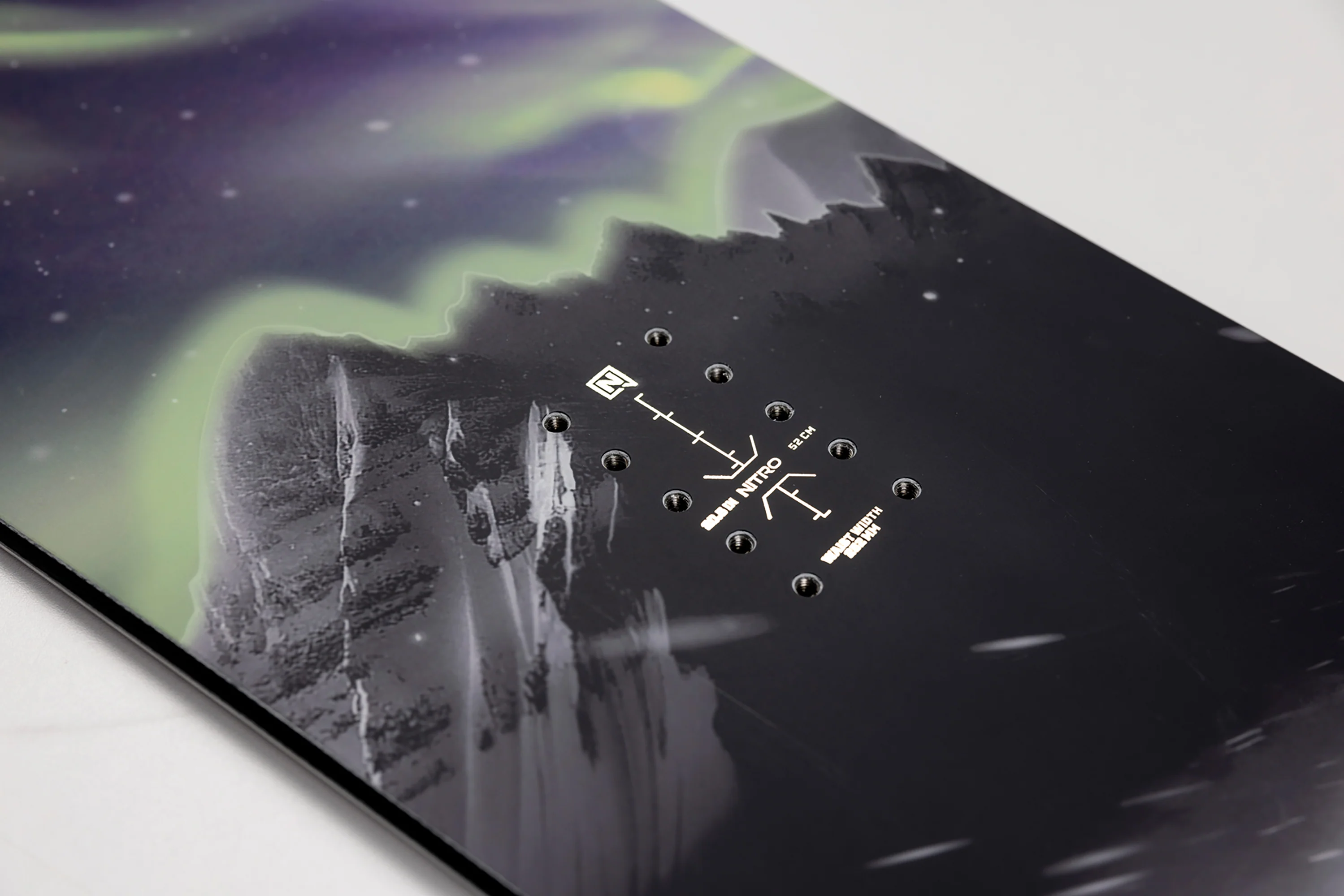 Nitro Team Pro MK Wide Snowboard - Image 9